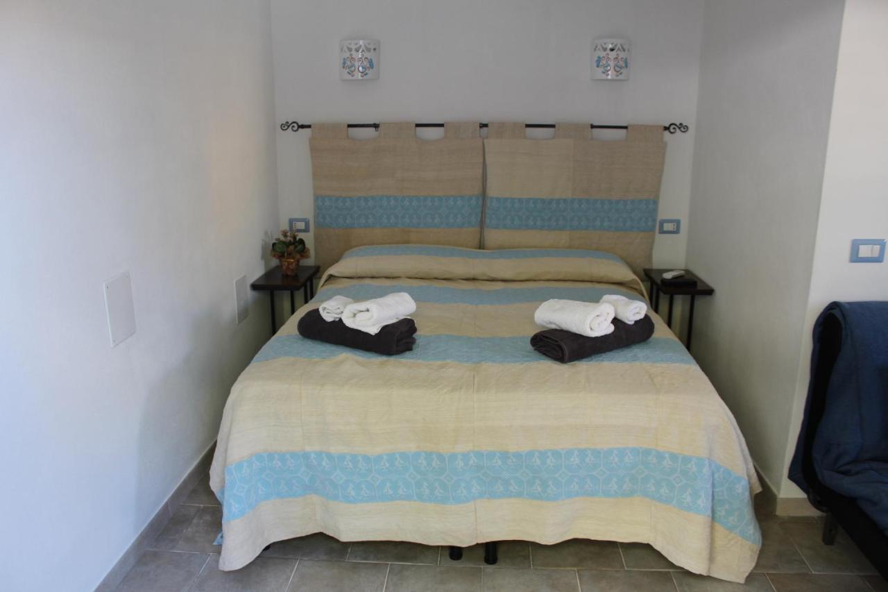 B&B Sa Pedra Longa Ури Экстерьер фото
