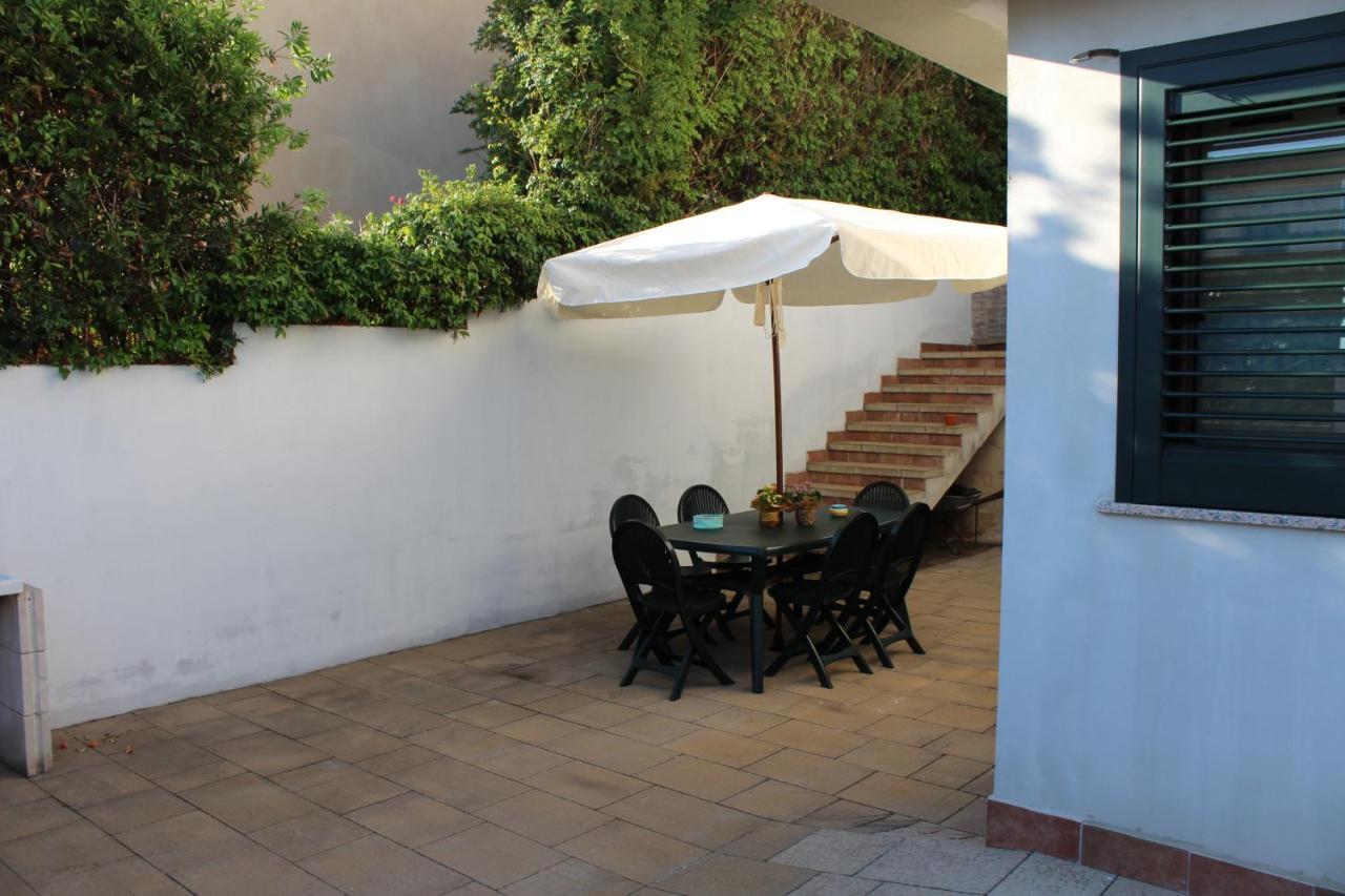 B&B Sa Pedra Longa Ури Экстерьер фото